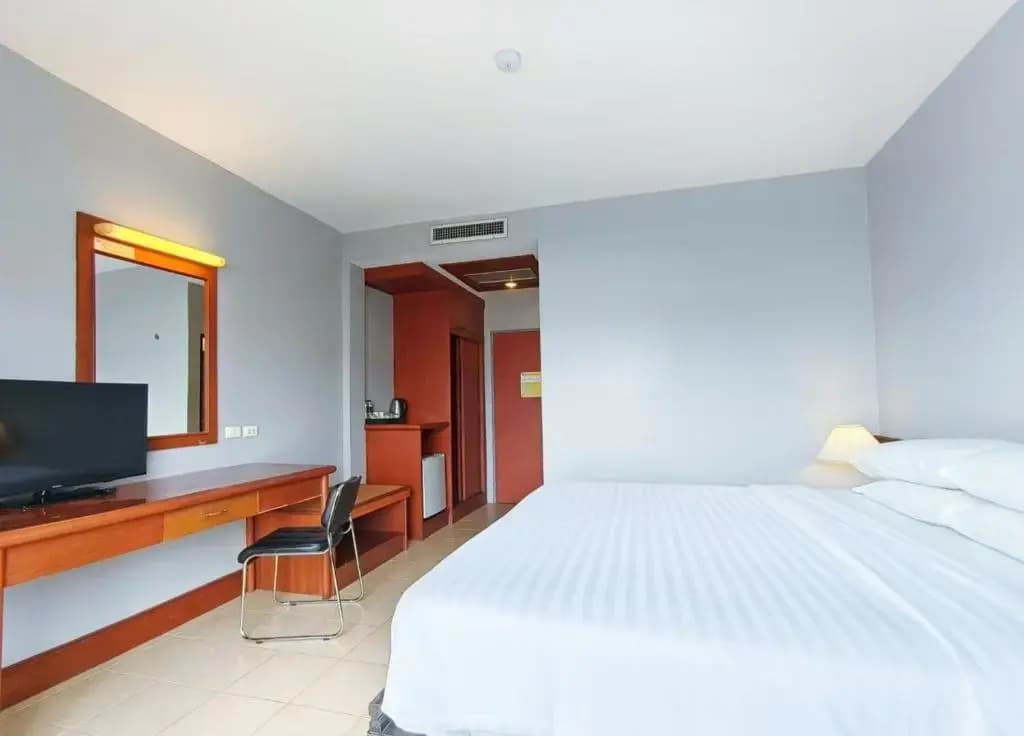 C&N Hotel Patong, Phuket - photo 12