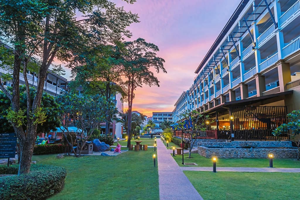 Kata Sea Breeze Resort - photo 9