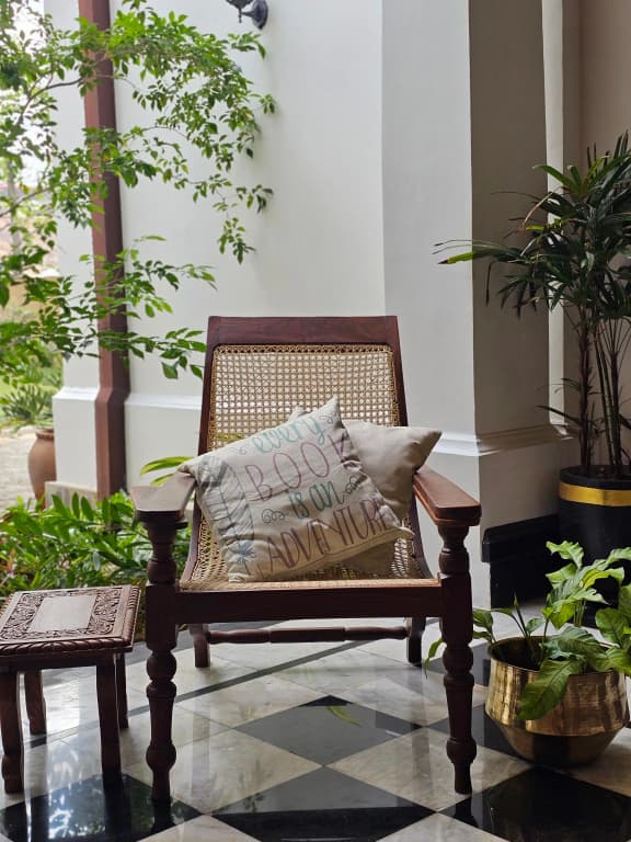 The Manor Boutique-hotel - photo 2