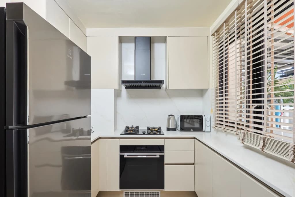 Townhouse Laguna Park 65/124 Apartments - photo 11