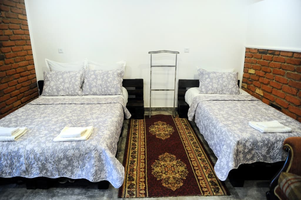 Old Vera Apartments - photo 7