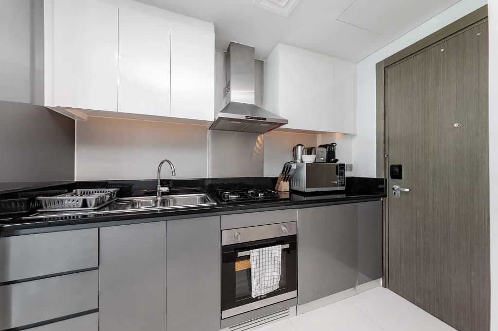 Modern Studio At Damac Maison Prive Apartments - photo 15
