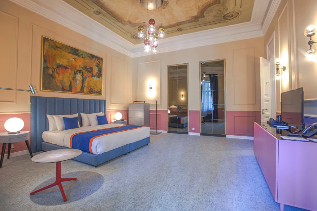 Heritage Hotel & Suites - photo 37