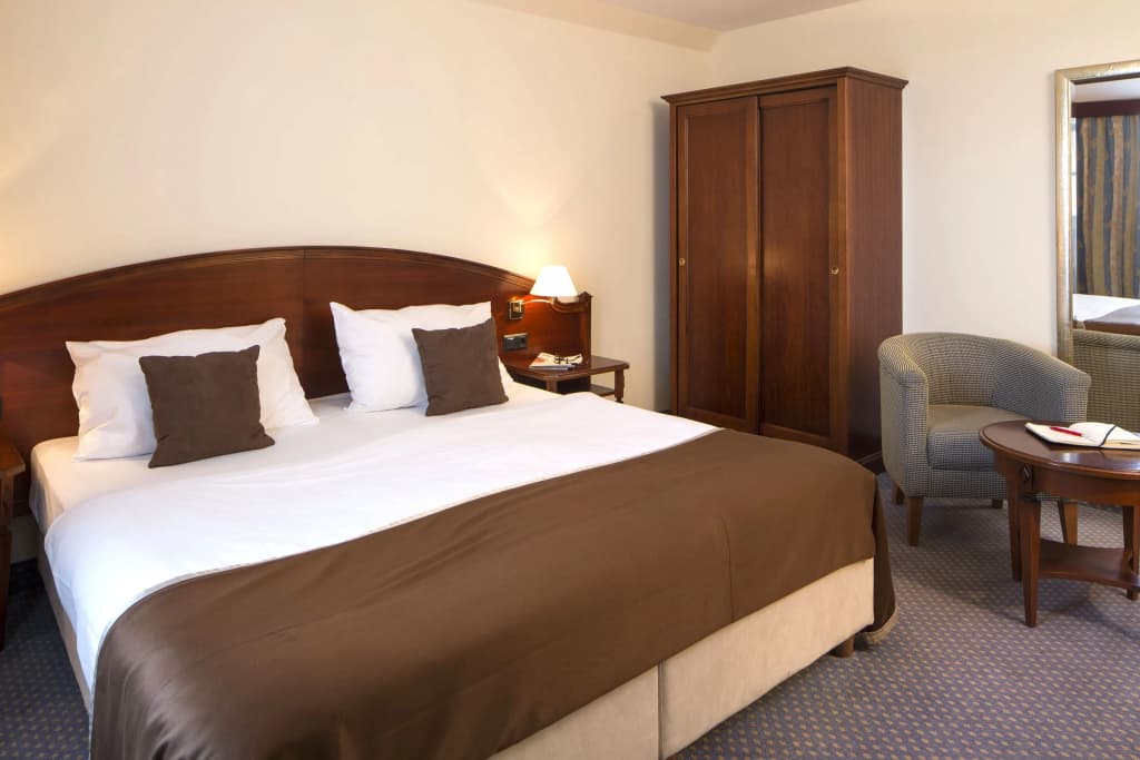 Austria Trend Hotel Schloss Wilhelminenberg - photo 3