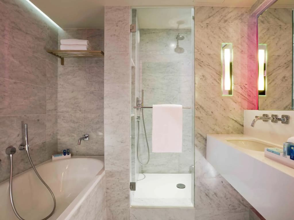Novotel Paris Les Halles Hotel - photo 9