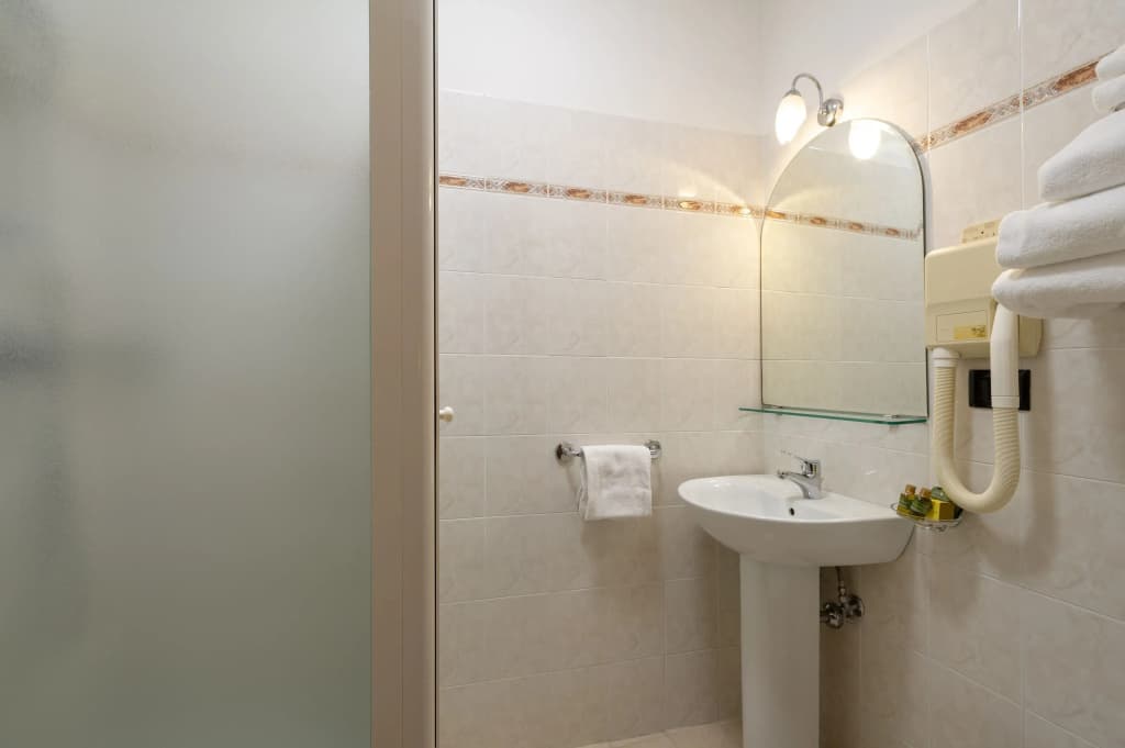 Hotel Boccaccio - photo 8