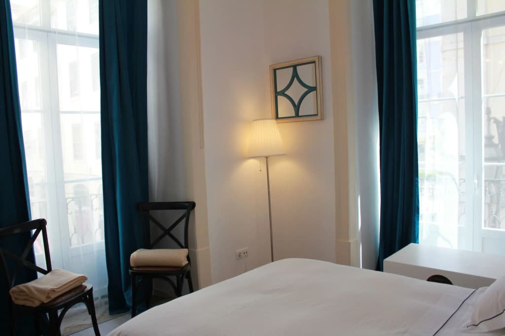Lisbon Downtown Inn - photo 2