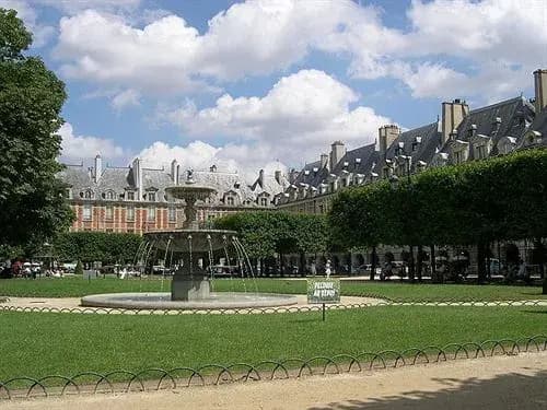 Place des Vosges - Bastille Apartment - photo 11