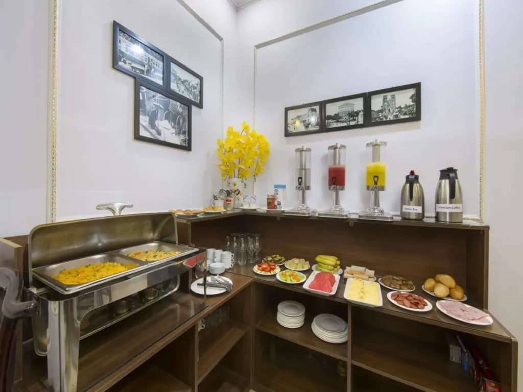 Camel City Hotel - photo 12