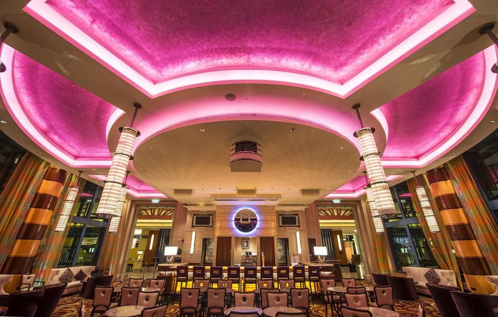 Disney's Hollywood Hotel - photo 2