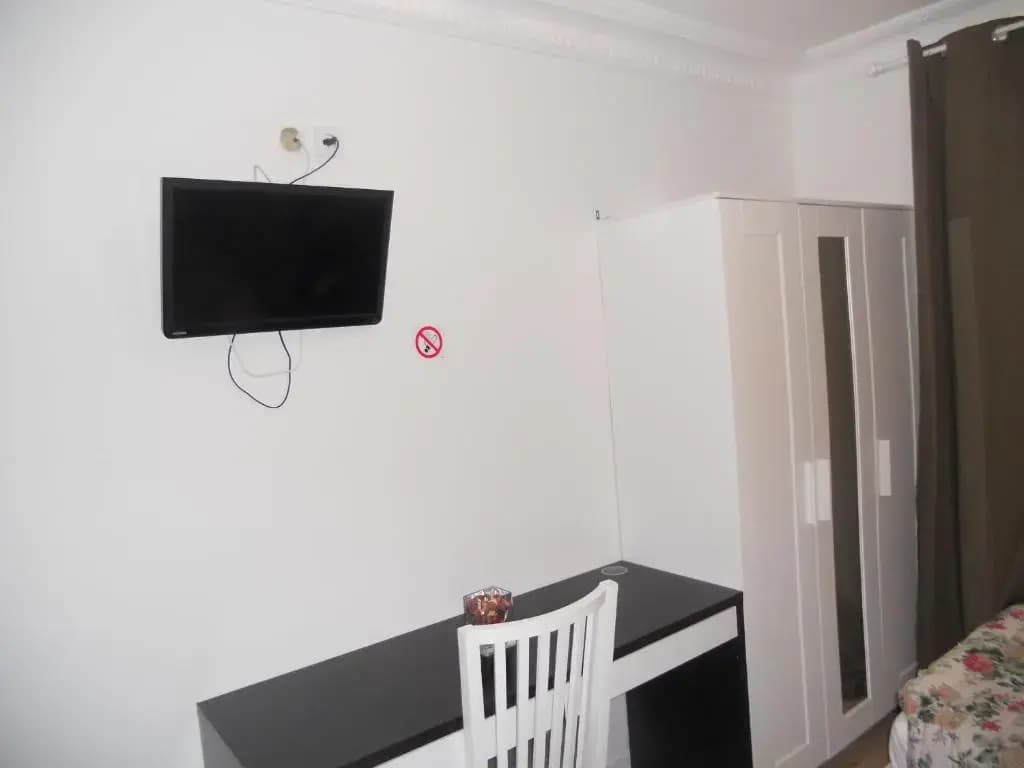 Pacific Hotel - photo 16