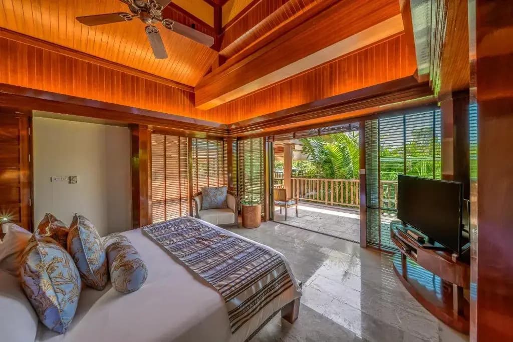 Centara Grand Beach Resort and Villas Krabi Hotel - photo 5