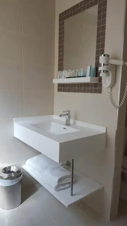 Hôtel Saint Cyr Etoile - photo 11