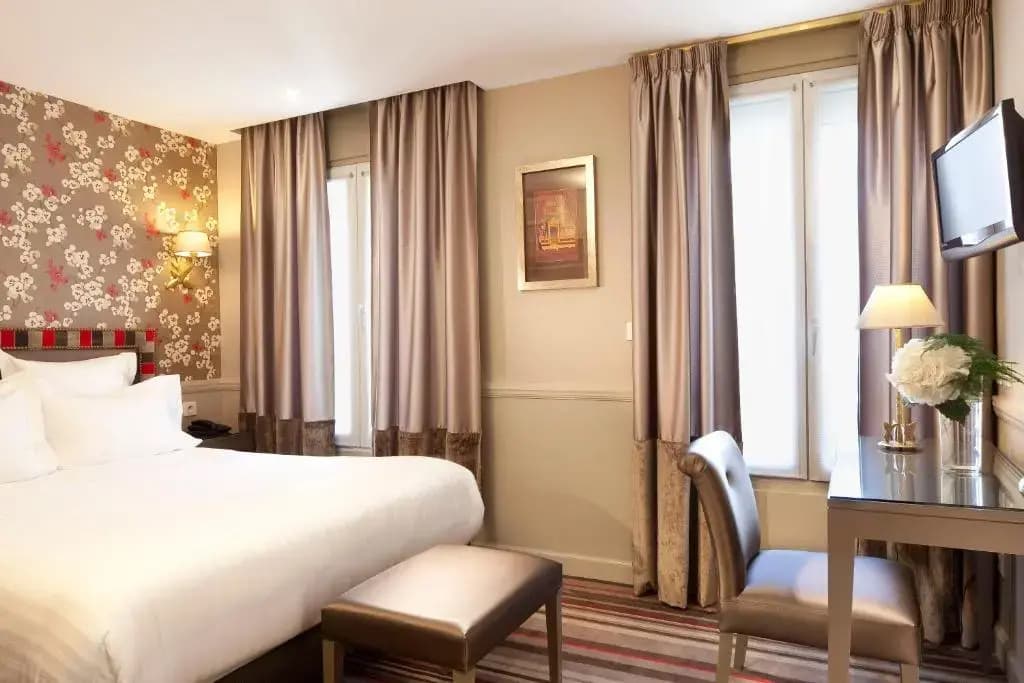 Hotel des Comedie - photo 3