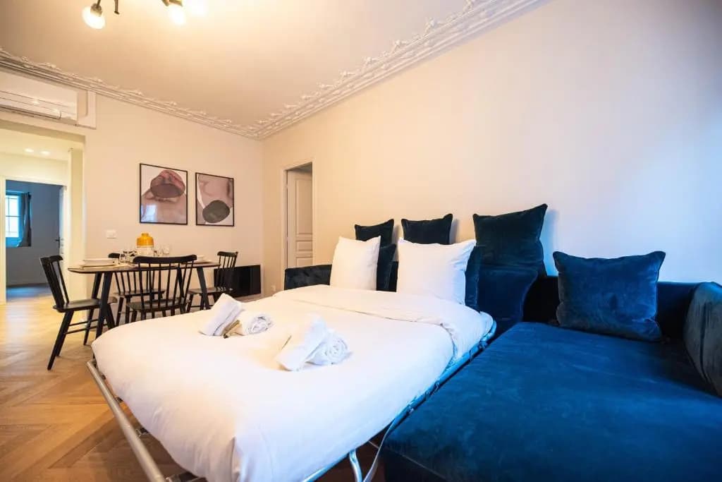 Luxury apartments in Paris Center - photo 3