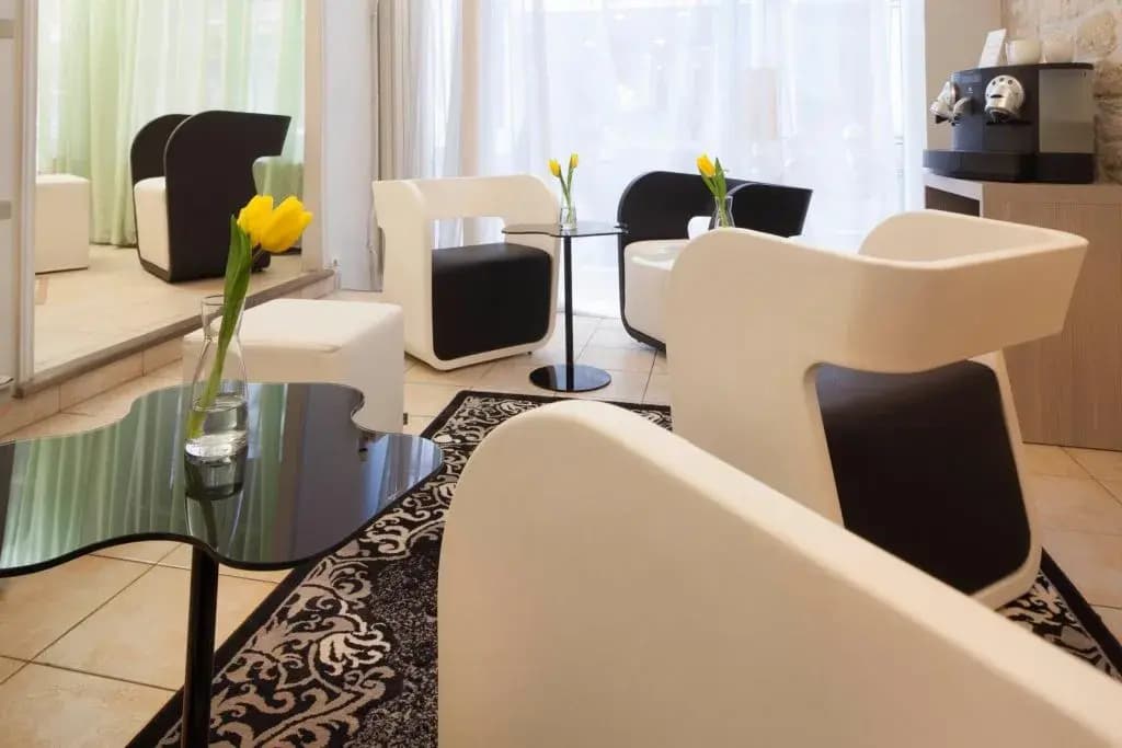 Hotel Excelsior Republique - photo 8