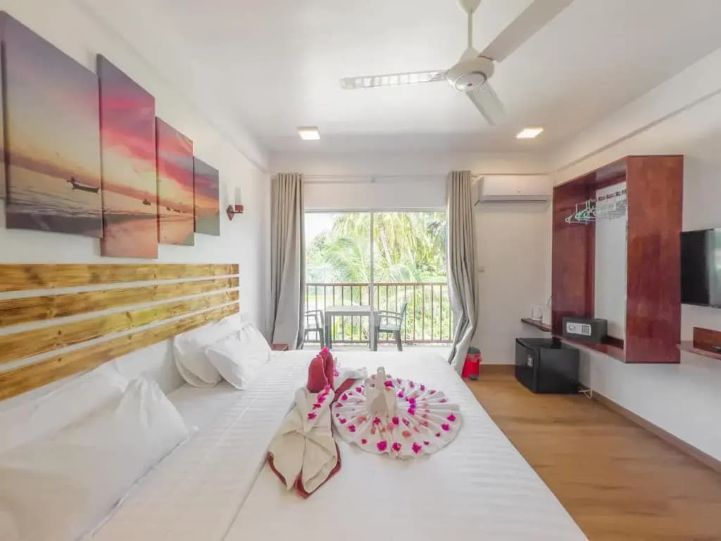 Summer inn Thoddoo - photo 1
