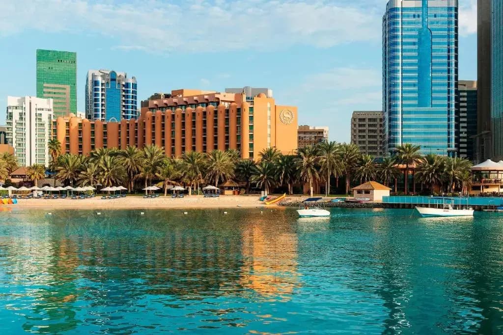 Sheraton Abu Dhabi Resort - photo 1