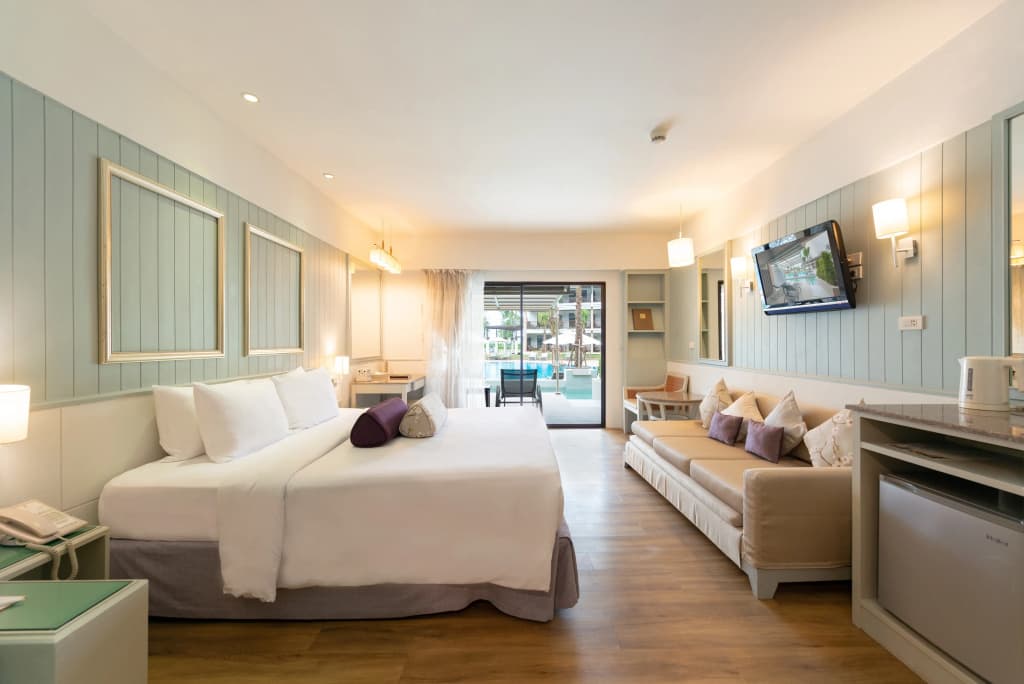 Katathani Phuket Beach Resort - photo 6