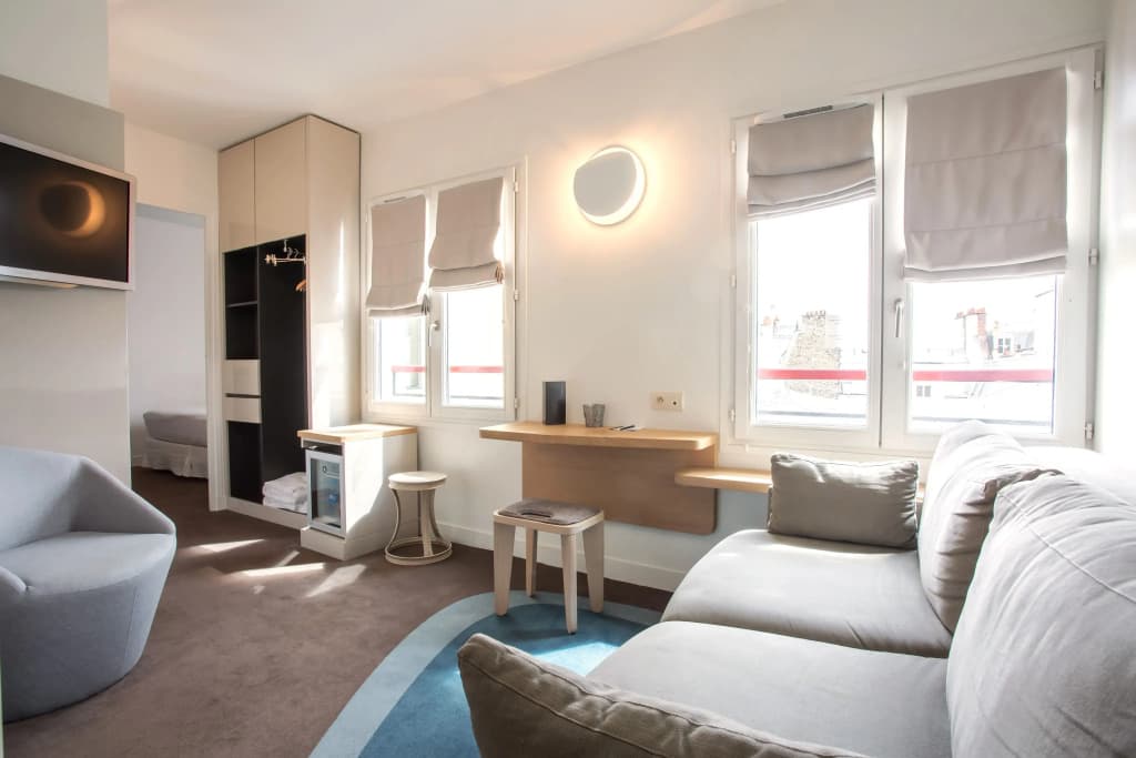 Hôtel Le Marcel - Paris Gare de l'Est - photo 2