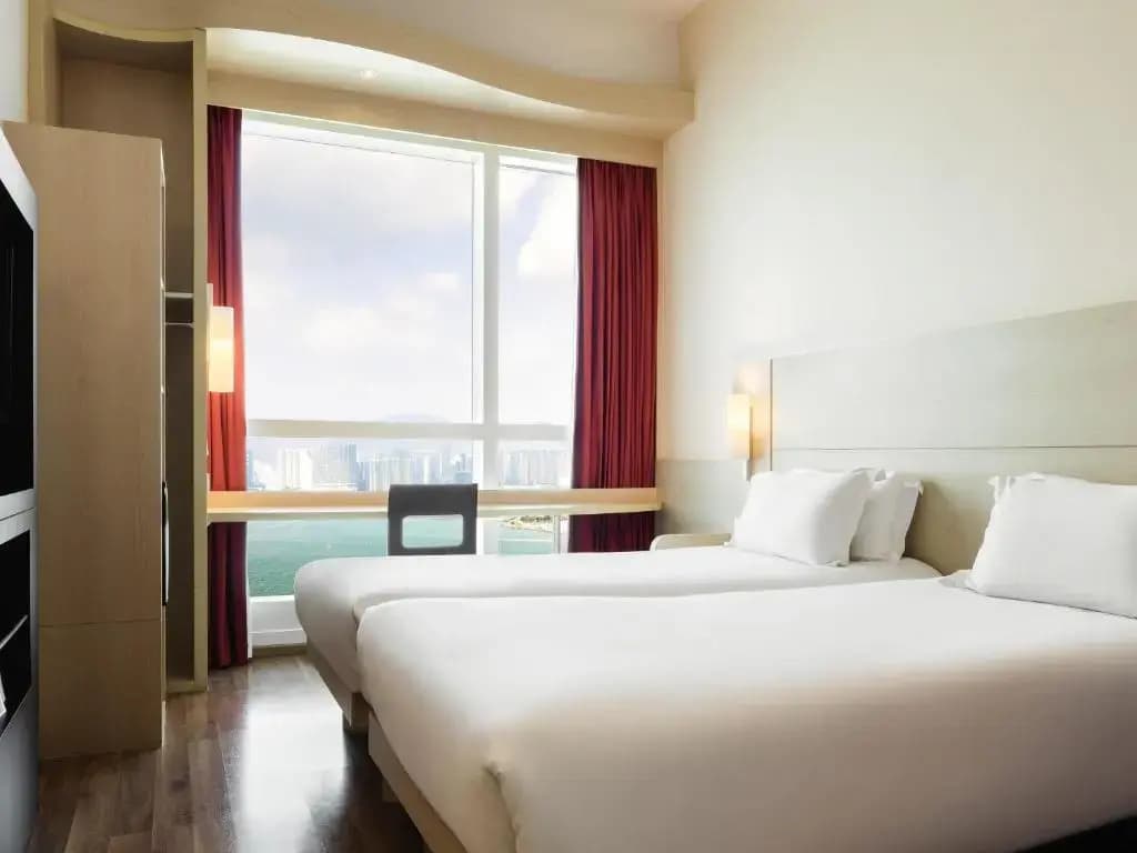 ibis Hong Kong Central And Sheung Wan - photo 2
