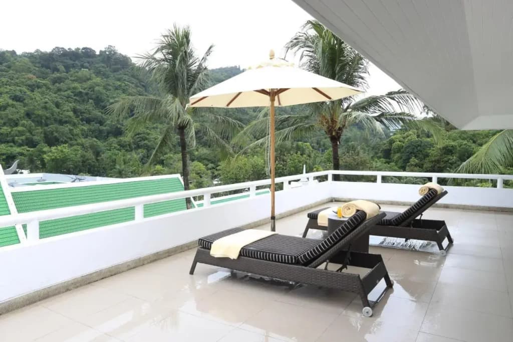 Le Meridien Phuket Beach Resort - photo 26