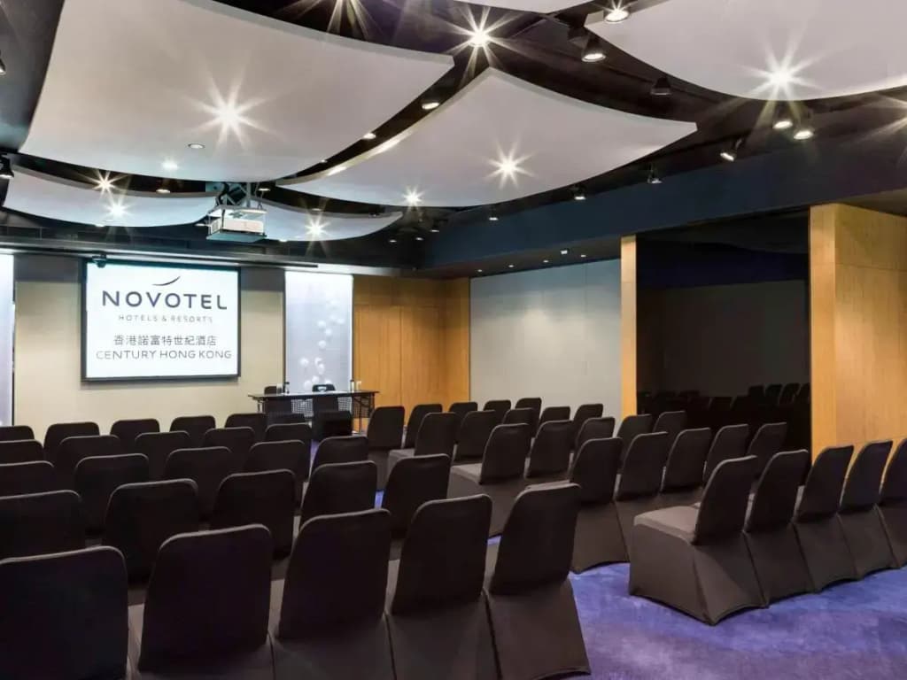 Novotel Century Hong Kong - photo 32