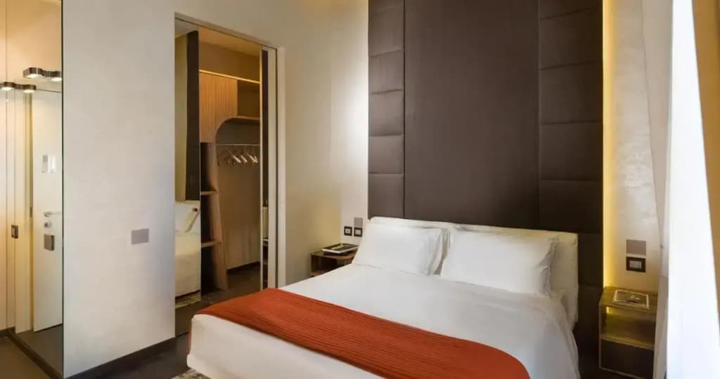 Hotel The Glamore Milano Duomo - photo 34