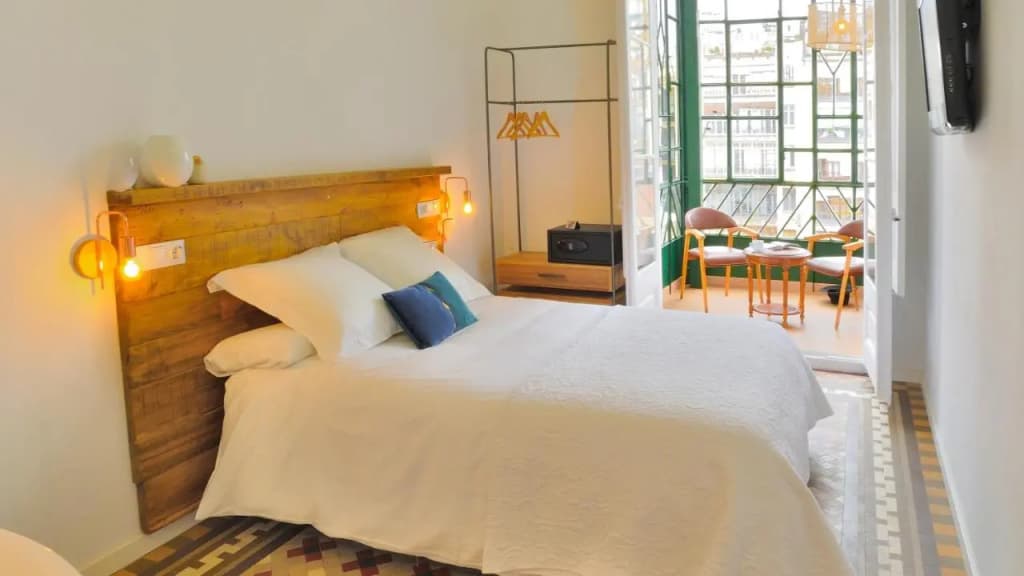 Hostal Girona - photo 11