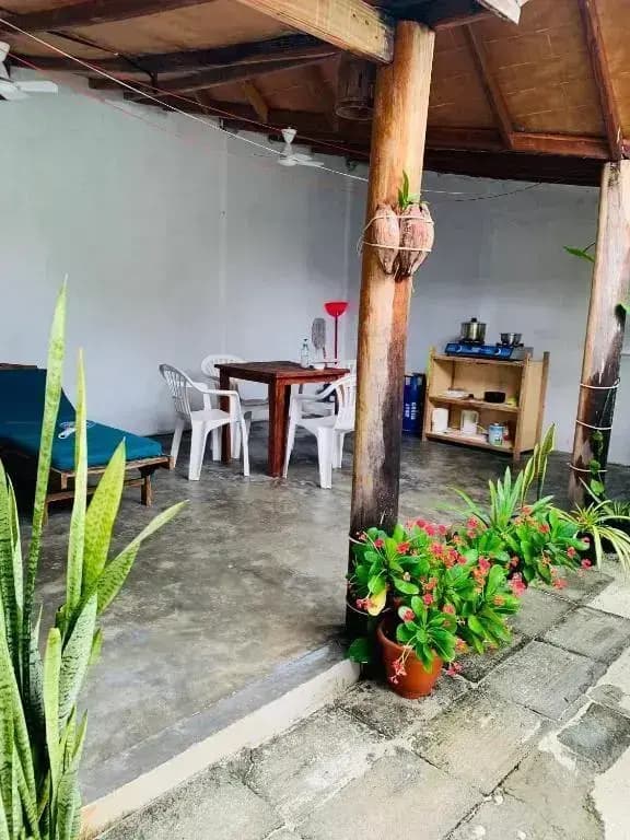 Jerrys Dive Lodge Guest House - photo 19