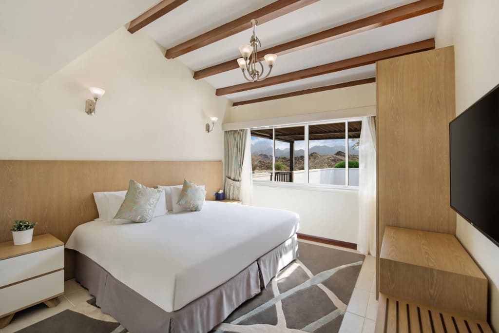 JA Hatta Fort Hotel - photo 5