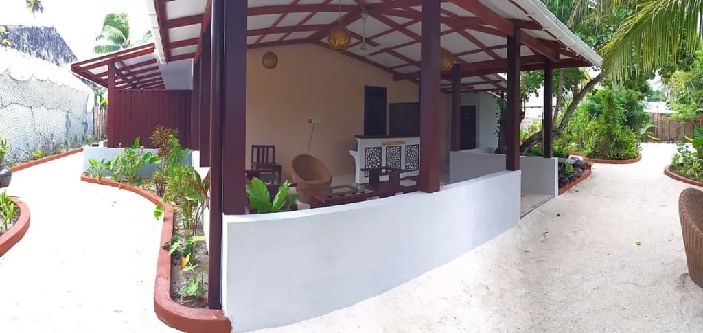 Holiday Village Retreat - photo 2