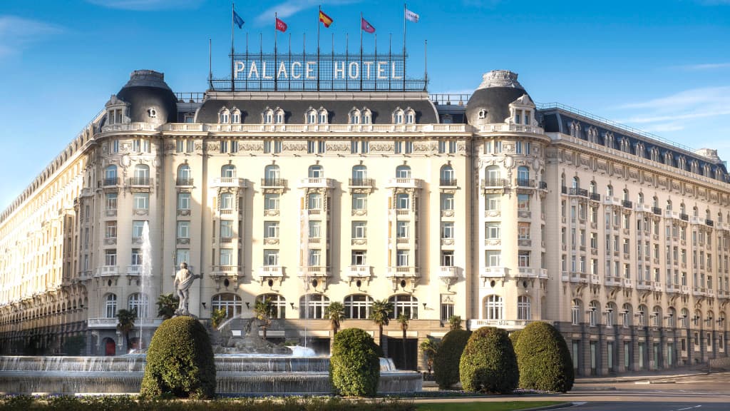 The Palace, a Luxury Collection Hotel - photo 1