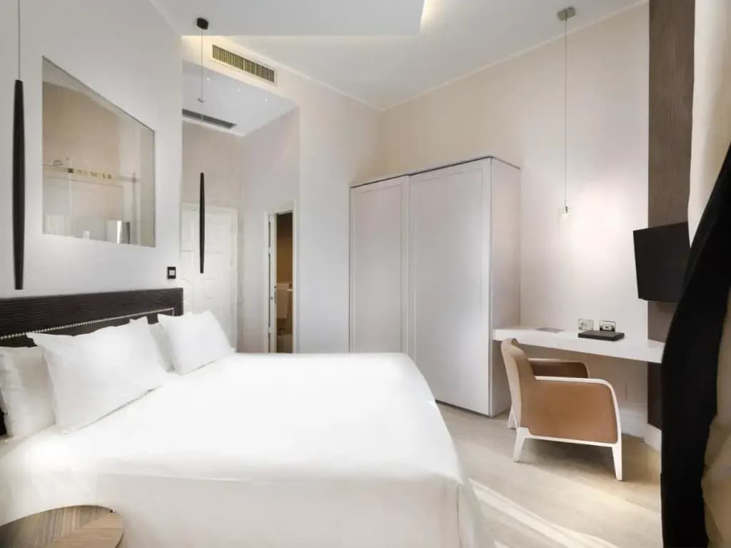Hotel The Glamore Milano Duomo - photo 32