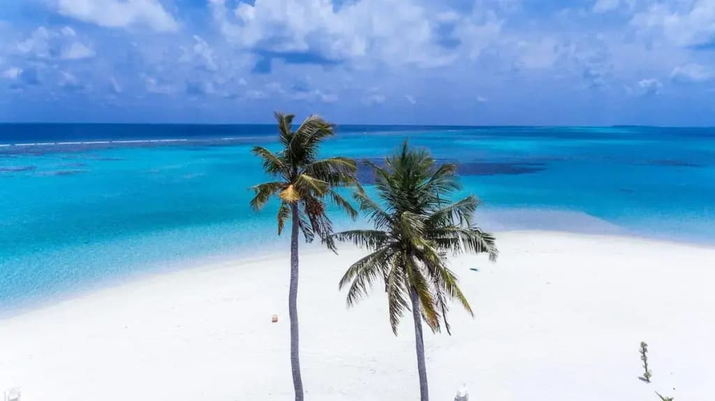 Ariston Dhangethi Inn - photo 24