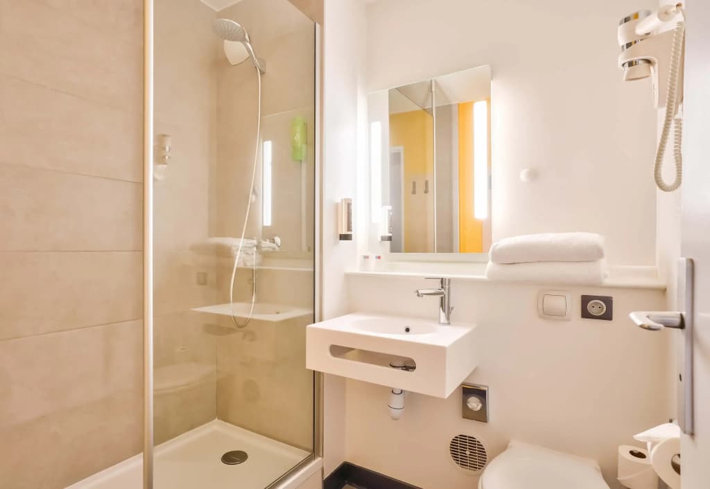B&B HOTEL Paris 17 Batignolles - photo 41