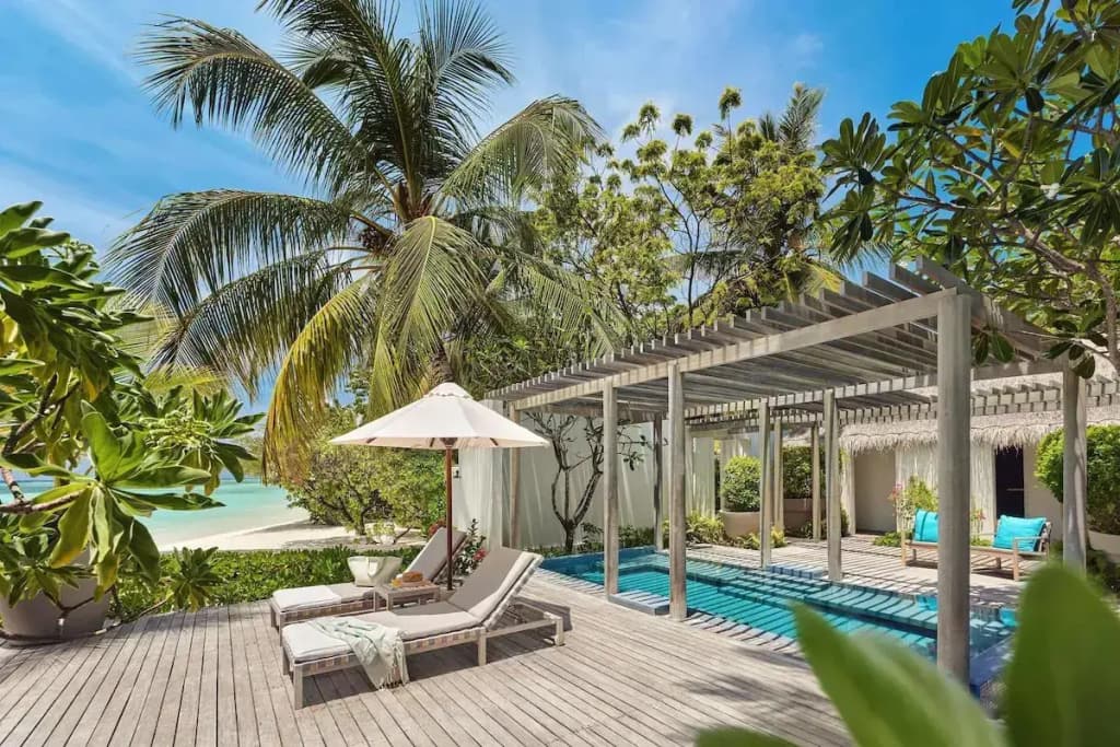 Lux South Ari Atoll Resort - photo 16