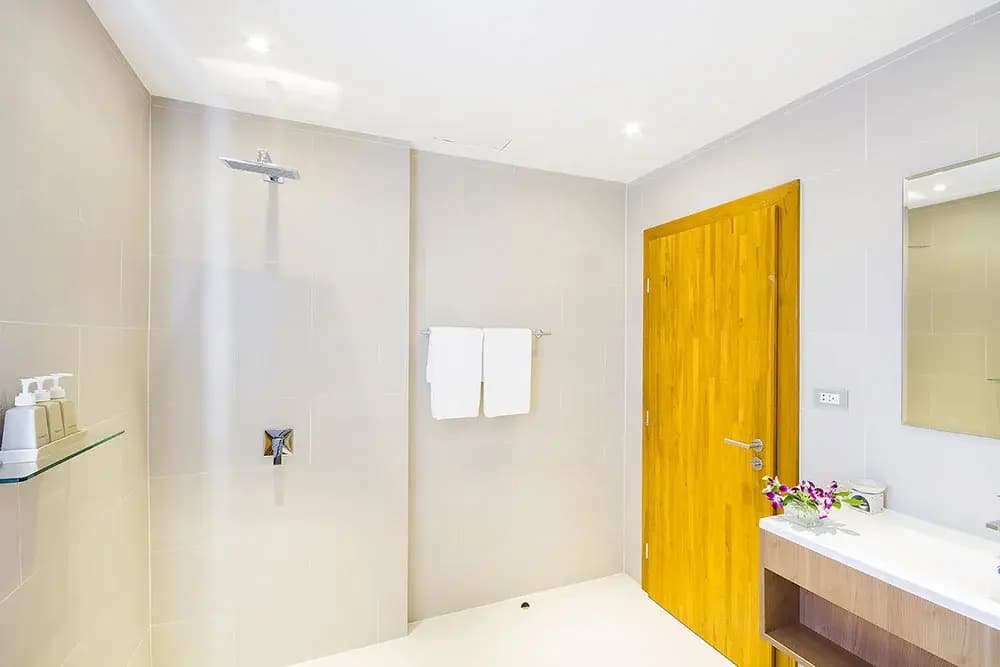 B1 Beachfront Apartments - photo 8