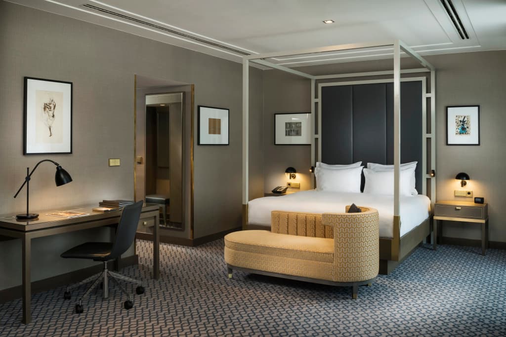 Hilton Vienna Plaza - photo 4