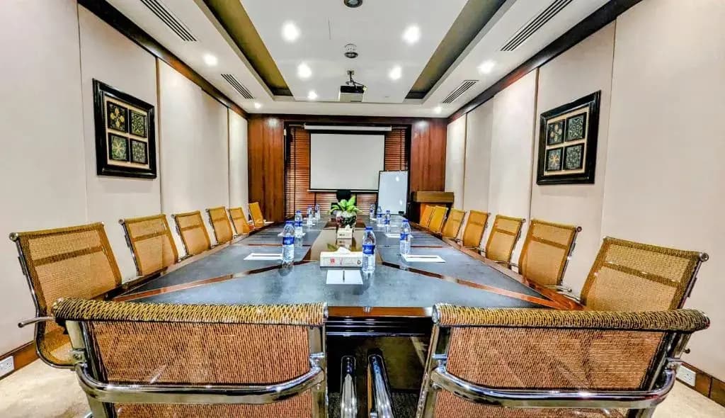 Hotel City Tower Fujairah - photo 8