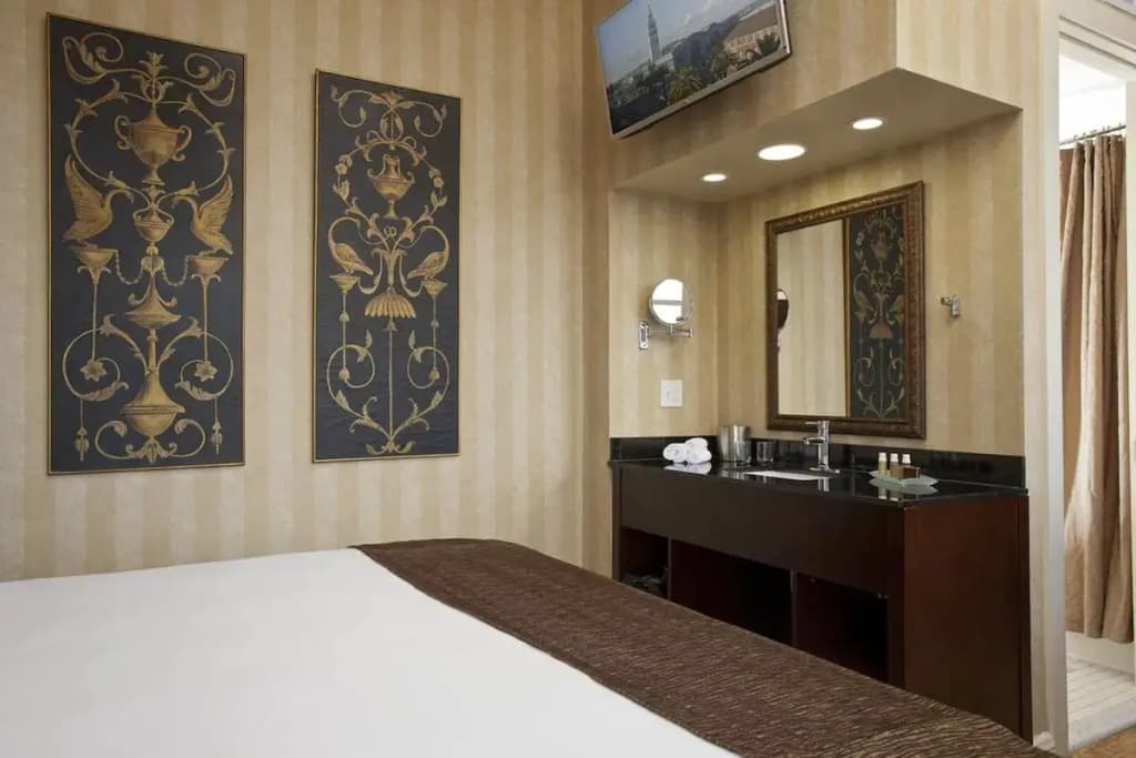 Hotel Griffon - photo 6