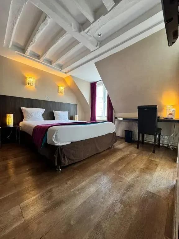 Pax Opera Hotel - photo 8