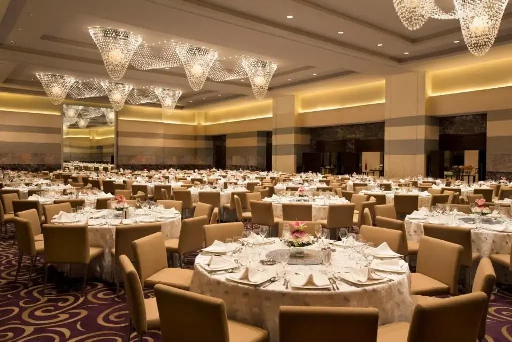 Millennium Al Rawdah Hotel - photo 19