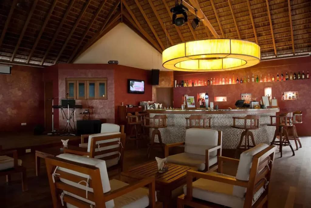 Vakarufalhi Island Resort & Spa - photo 23