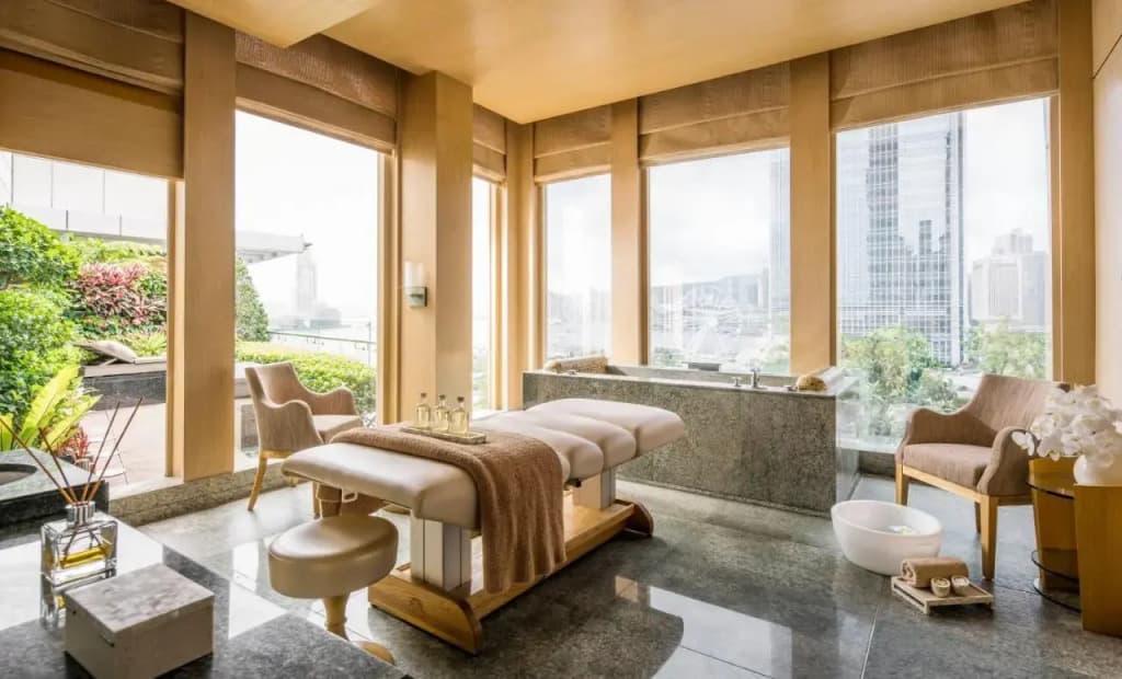 Four Seasons Hotel Hong Kong - photo 29