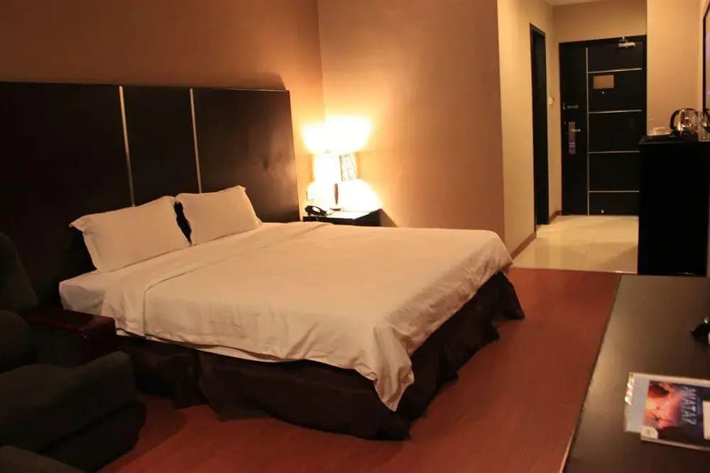 King Star Hotel - photo 8