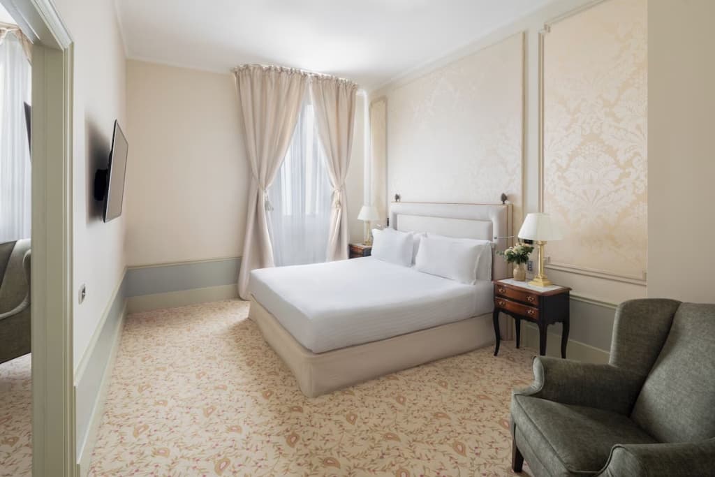 El Palace Hotel Barcelona - photo 10