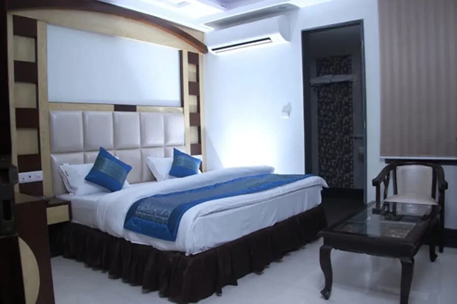 Sohana Palace - photo 3
