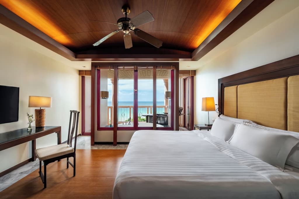 Centara Grand Beach Resort Phuket Hotel - photo 5