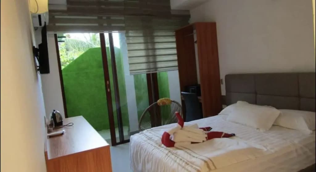 Palm Rest Hotel - photo 10